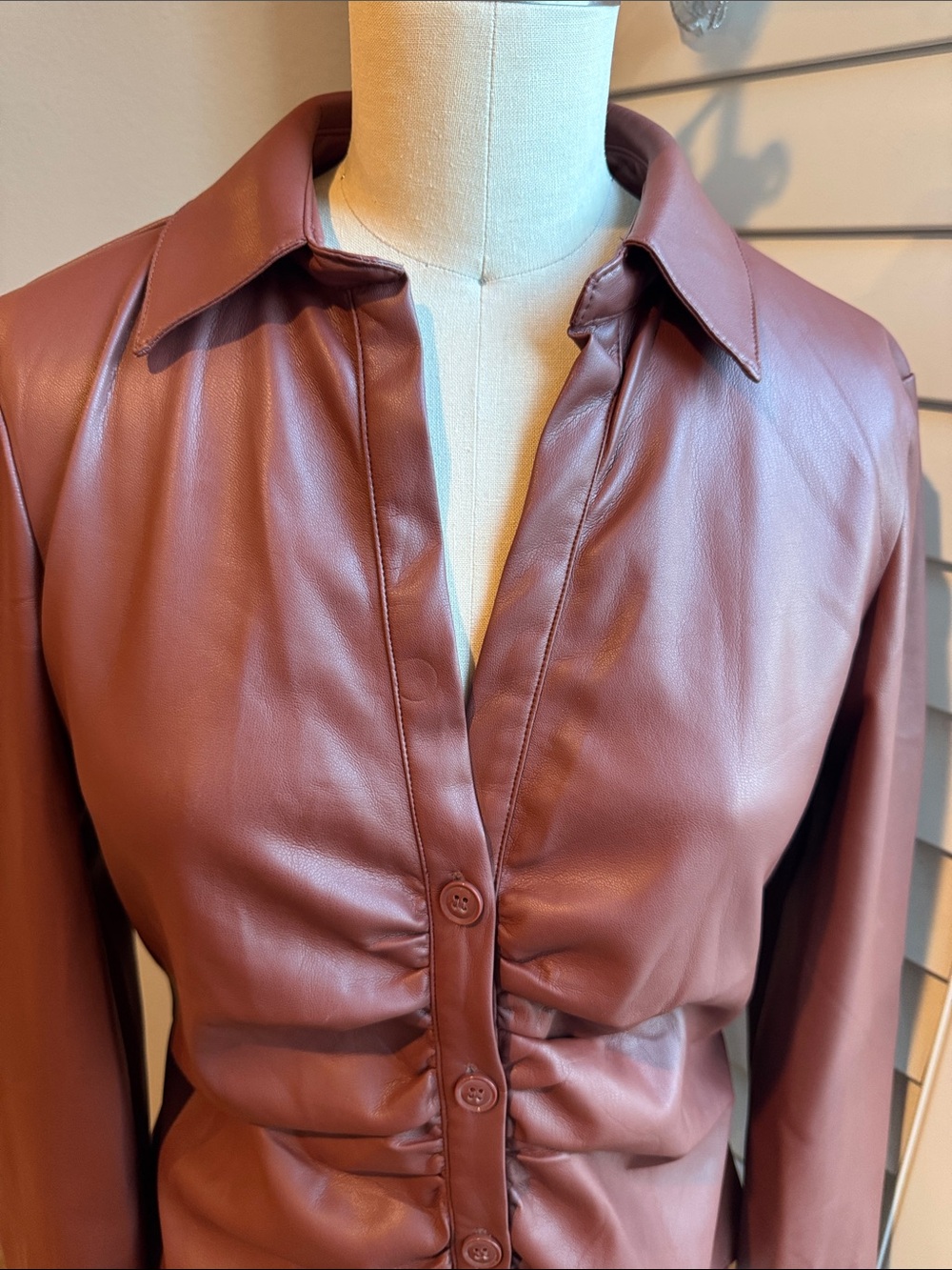 House of Harlow 1960 Mauve-Brown Faux Leather Ruched Button-Up Shirt